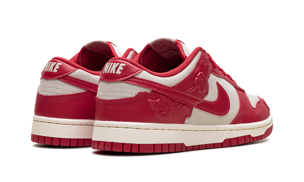 DUNK LOW WMNS "Red Roses"
