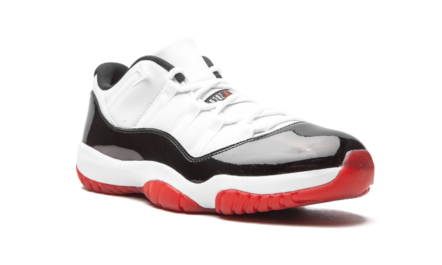 Air Jordan 11 Retro Low Concord Bred