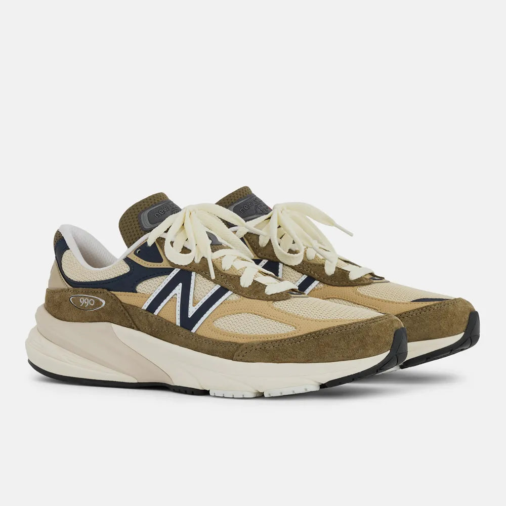 New Balance 990v6 Collab Unisex Sneakers