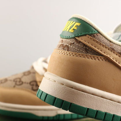 Gucci x Nike Dunk Low - Sneaker