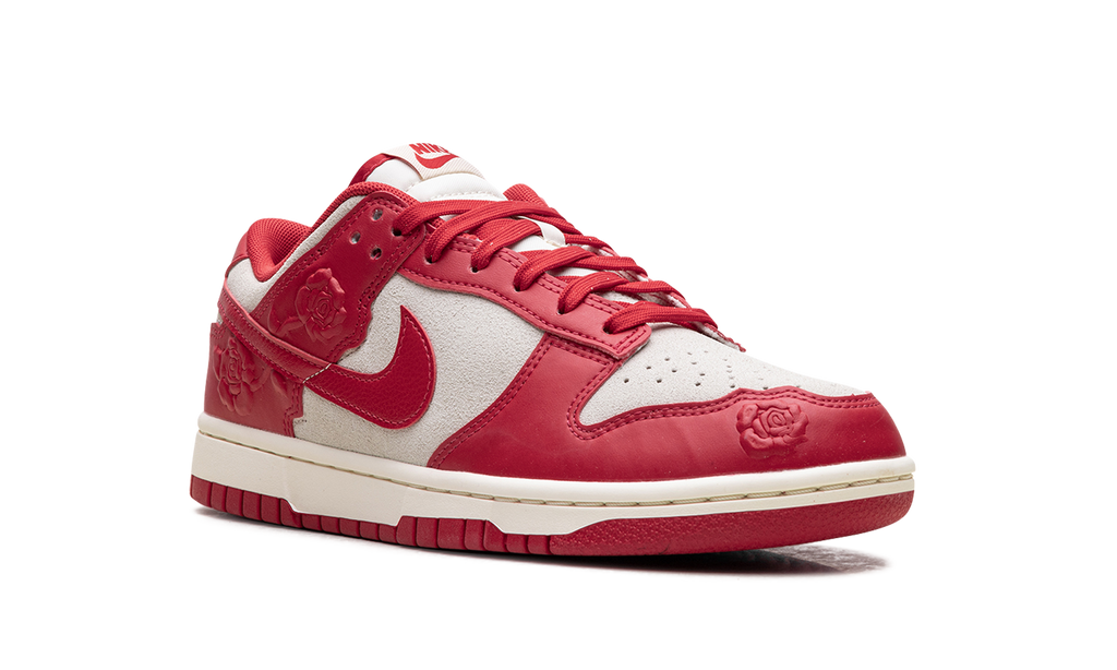 DUNK LOW WMNS "Red Roses"