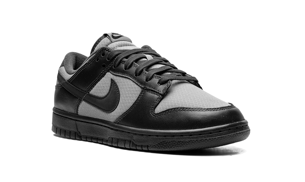 DUNK LOW RETRO "Off Noir Smoke Grey"